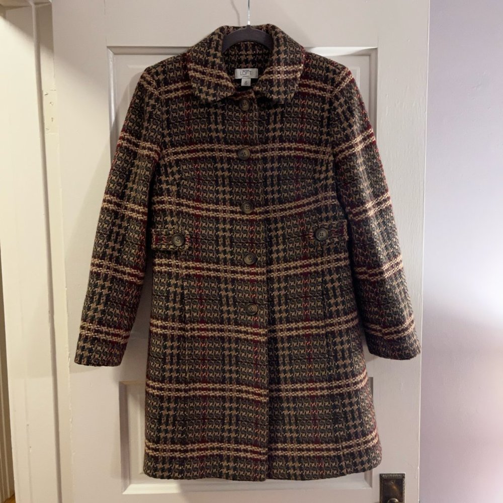 LOFT Tan and Red Trench Coat Timeless Design